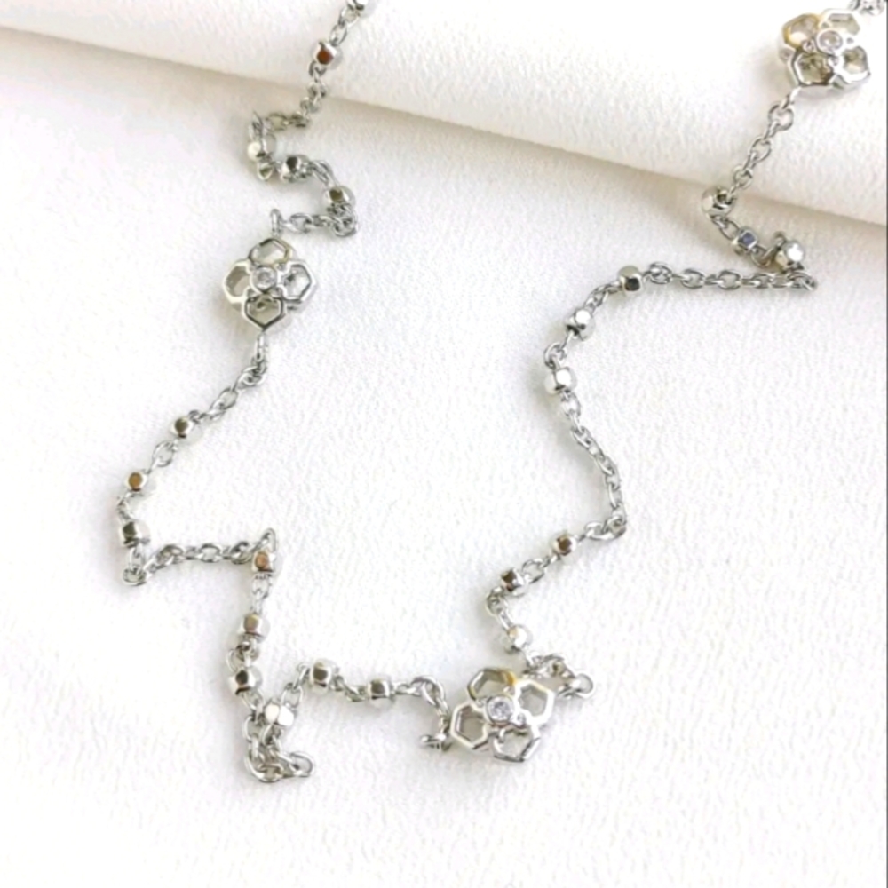 Kendra Scott Silver Pavé Medallion 36" Station Necklace and Charm New with Bag - Picture 2 of 7